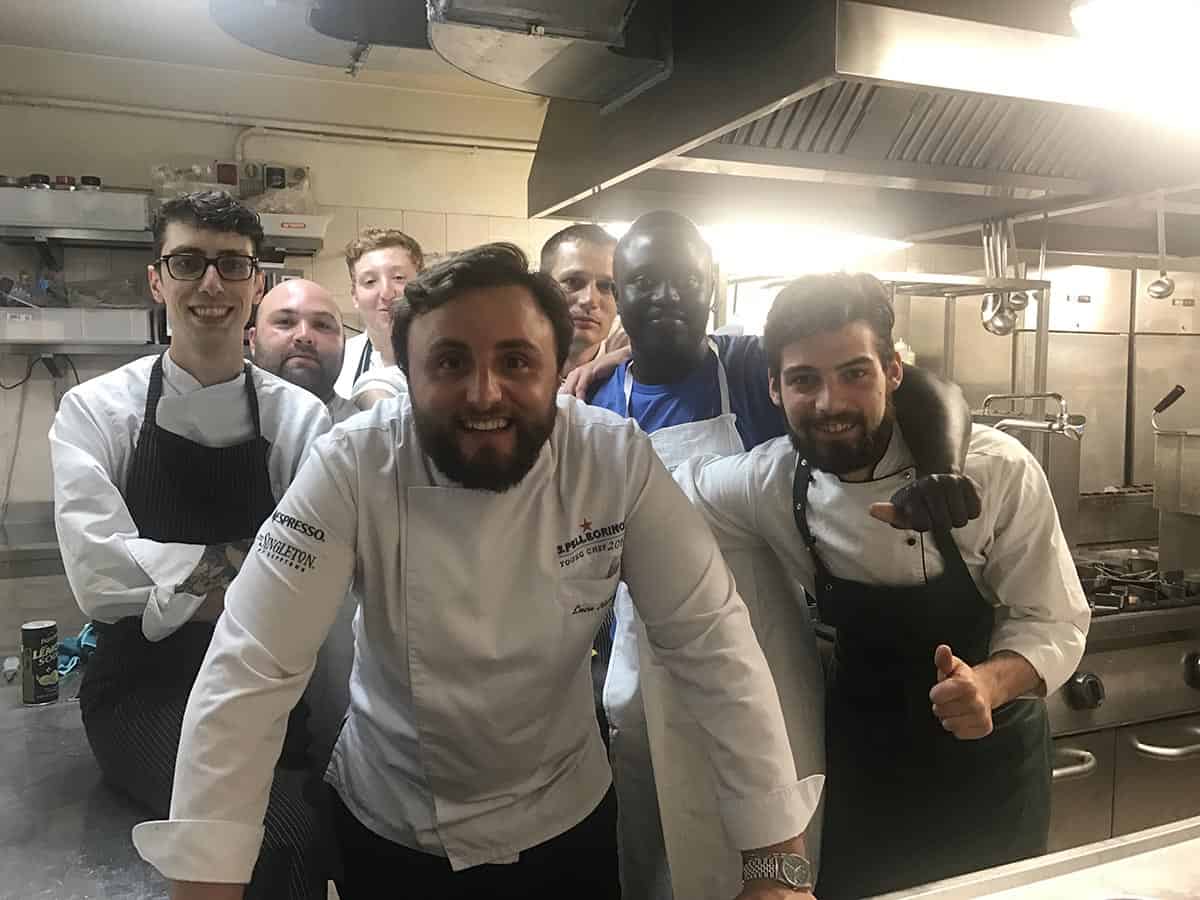 La brigata di Luca Natalini al ristorante Taverna del Castello di Torrechiara-Parma