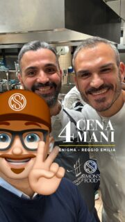 🍽️ CENA 4 MANI: ROBBY vs CIRO 🔥 
. Domenica 30 Novembre ho avuto nuovamente il piacere di partecipare alla seconda 4 mani con due chef che mi permetto di dire “ Amici”, tra Ciro Sieno e Roberto Di Pinto, sempre all’interno del ristorante Enigma di Reggio Emilia! ✨
. Ancora una volta le aspettative sono state ampiamente superate, con un MENU che ha visto il connubio CAMPANIA ed EMILIA attraverso  una serie di portate in grado di coniugare gusto, creatività e estetica.

I due cuochi partenopei, Roberto di Pinto, stellato con il suo locale SINE di Milano e lo Chef di casa Ciro Sieno del ristorante Enigma si sono divisi i compiti realizzato 6 Portate, tra Antipasto, Primo e Secondo completando la cena con il famoso dessert Tiè a forma di cornetto portafortuna Di Pinto e l’assaggio conclusivo di un panettone bene augurante di entrambi gli chef.
.
🎥 Guarda il Reel per scoprire l’atmosfera divertente e i piatti gustati! 
.
In degustazione:

APPETIZER by Ciro Sieno:
• Finta oliva ascolana con battuta di Fassona e mappatura di olive 
• Arancino con riso allo zafferano, maionese al limone 
• Un insolito Erbazzone: pasta brise sfera di erbazzone lardo soffiato olio erba cipollina e cremoso di parmigiano 
• Cornetto Algida reggiano: Conetto al sesamo cremoso al parmigiano aceto balsamico di Reggio Emilia e nocciole

ANTPASTI:
• La Capasanta all’Emiliana / Ciro Sieno
• Parmigiana Espressionista / Roberto Di Pinto
.
PRIMI:
• Mescafrancesca patate e astice / Roberto Di Pinto
• Milano - Reggio Emilia - Napoli - “La mia bomba di Riso” / Ciro Sieno

SECONDI:
• Branzino con provola e scarola alla napoletana: / Ciro Sieno
• Capitone laccato, foie gras, sorbetto alla mela e aria di mandorle
.
PRE DESSERT
Sgroppino - Fake di terra di yuzu sorbetto al limone aria di limone e grattugiata di limone / Ciro Sieno
.
DESSERT:
• Tie’ - Semifreddo di pastiera napoletana / Roberto Di Pinto
.
.
#invited #simonsfood #enigma #cirosieno #robettodipinto